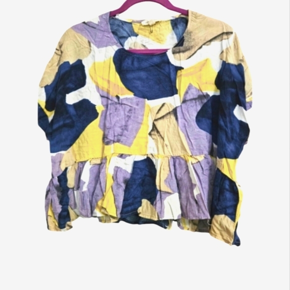 Anthropologie Grade & Gather shortsleeve ruffle bottom blouse. Size s/m - Picture 2 of 9